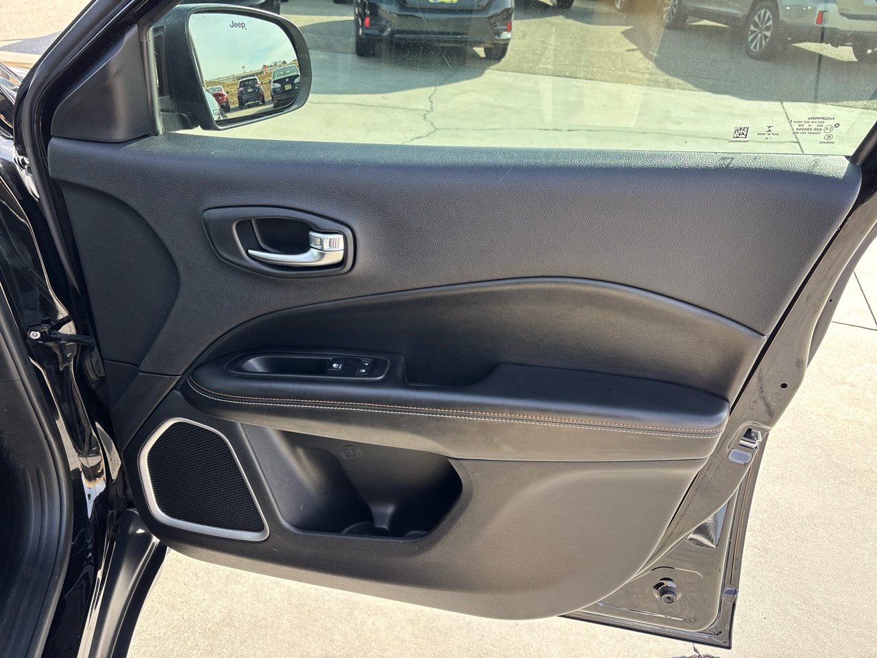 Jeep Compass Latitude FWD 2019