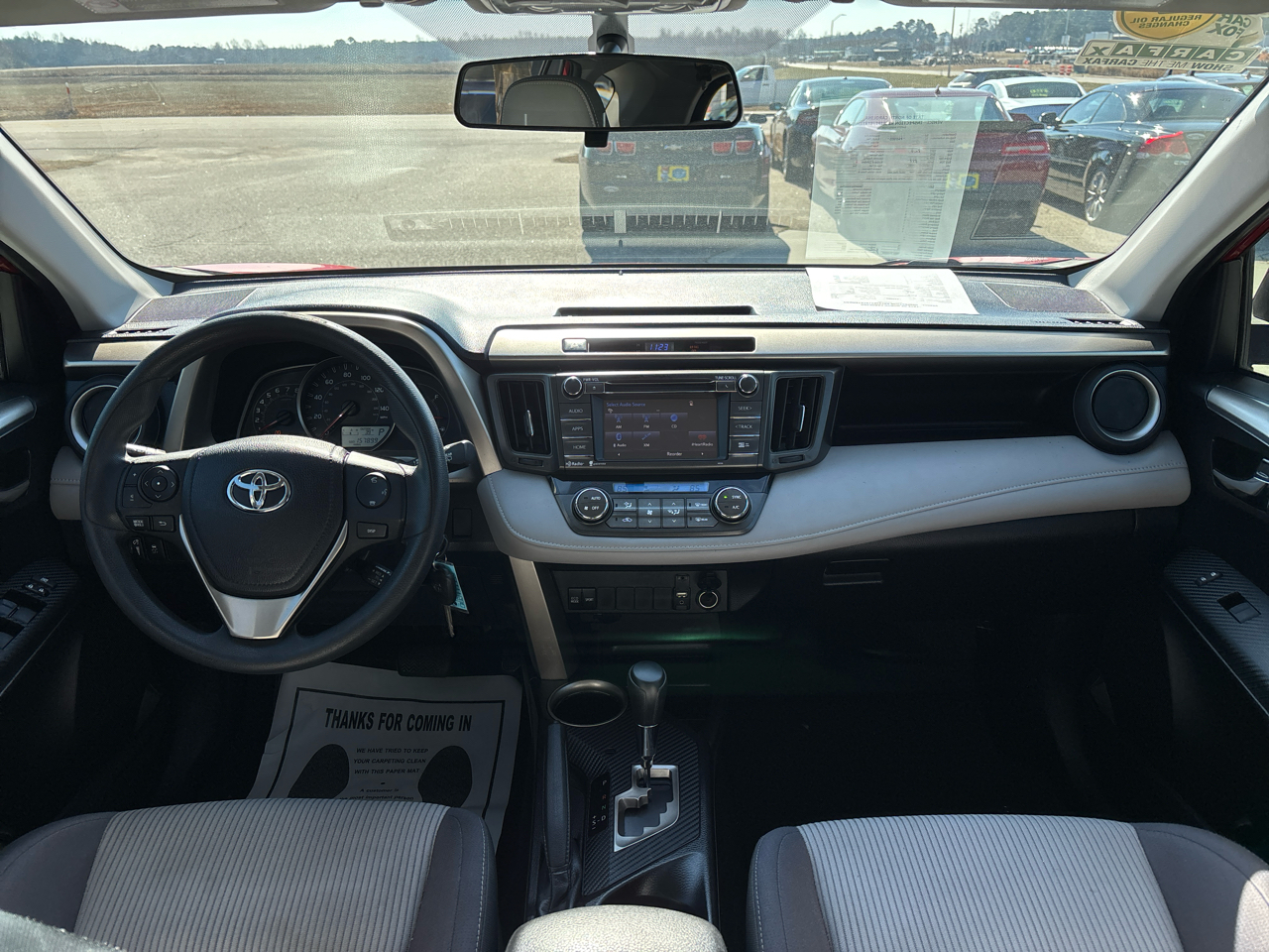 Toyota RAV4 FWD 4dr XLE (Natl) 2015