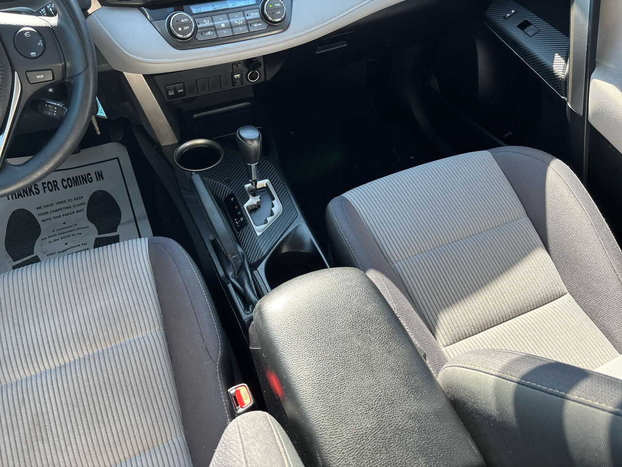 Toyota RAV4 FWD 4dr XLE (Natl) 2015