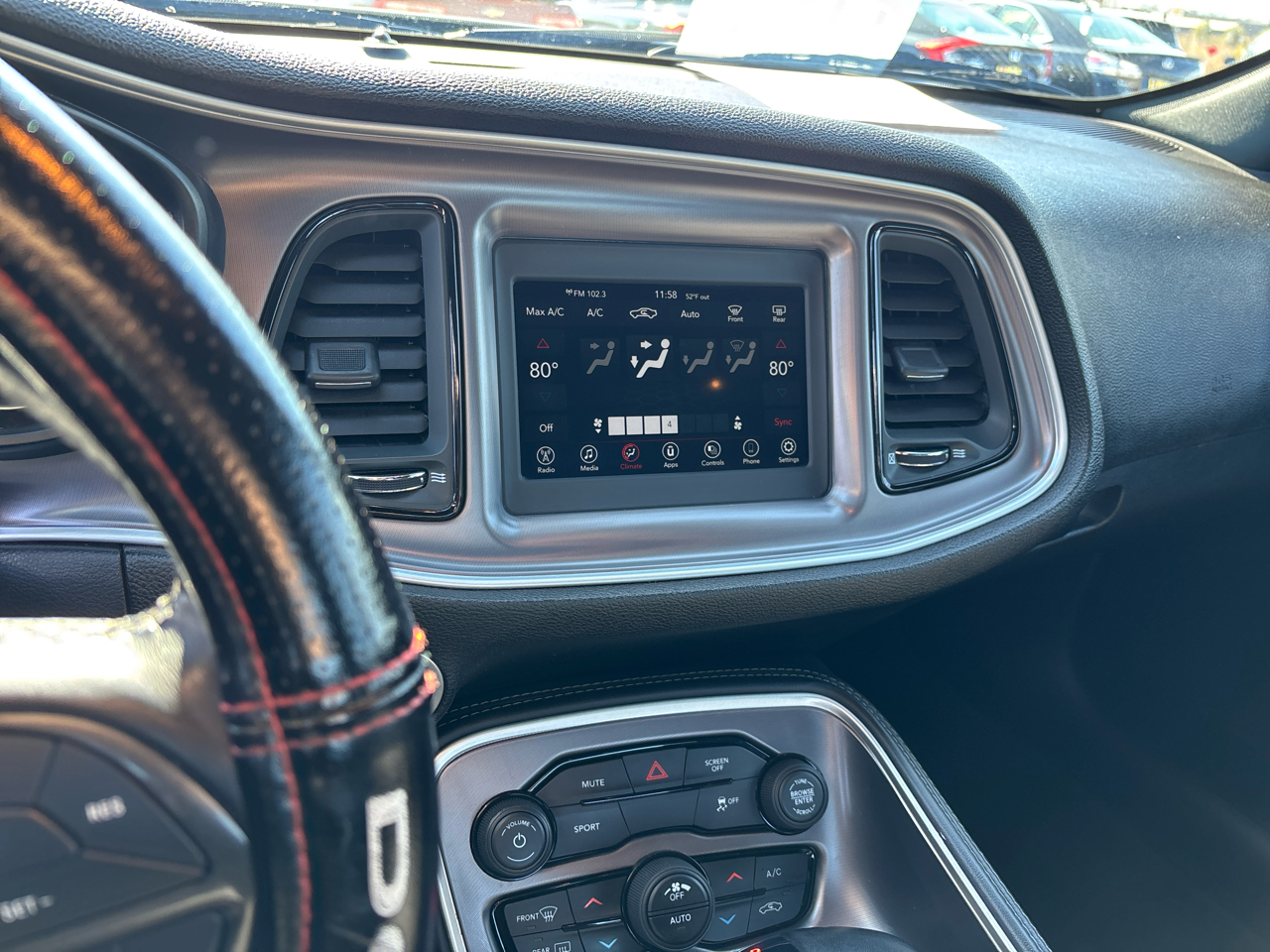 Dodge Challenger SXT AWD 2021