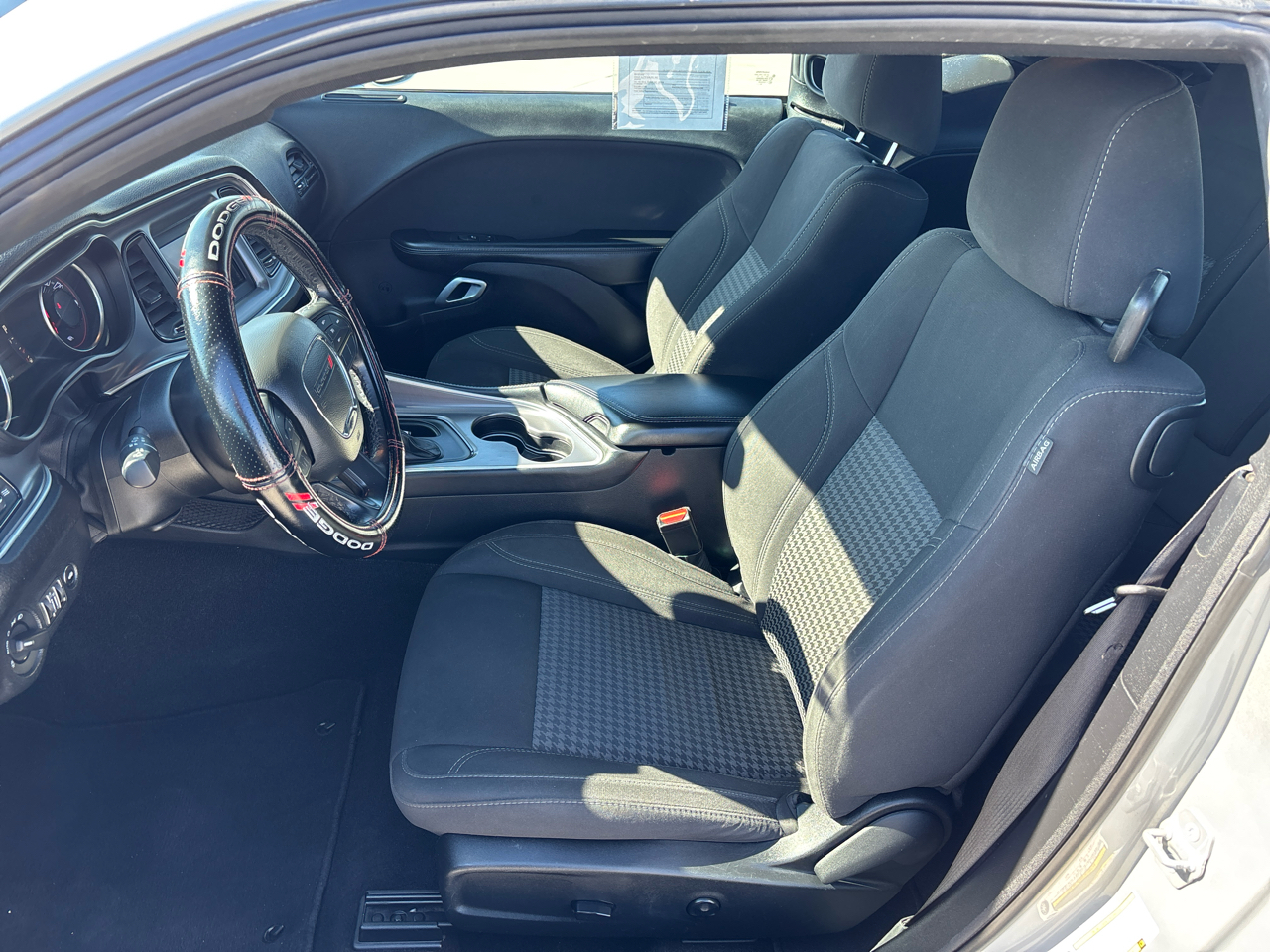 Dodge Challenger SXT AWD 2021