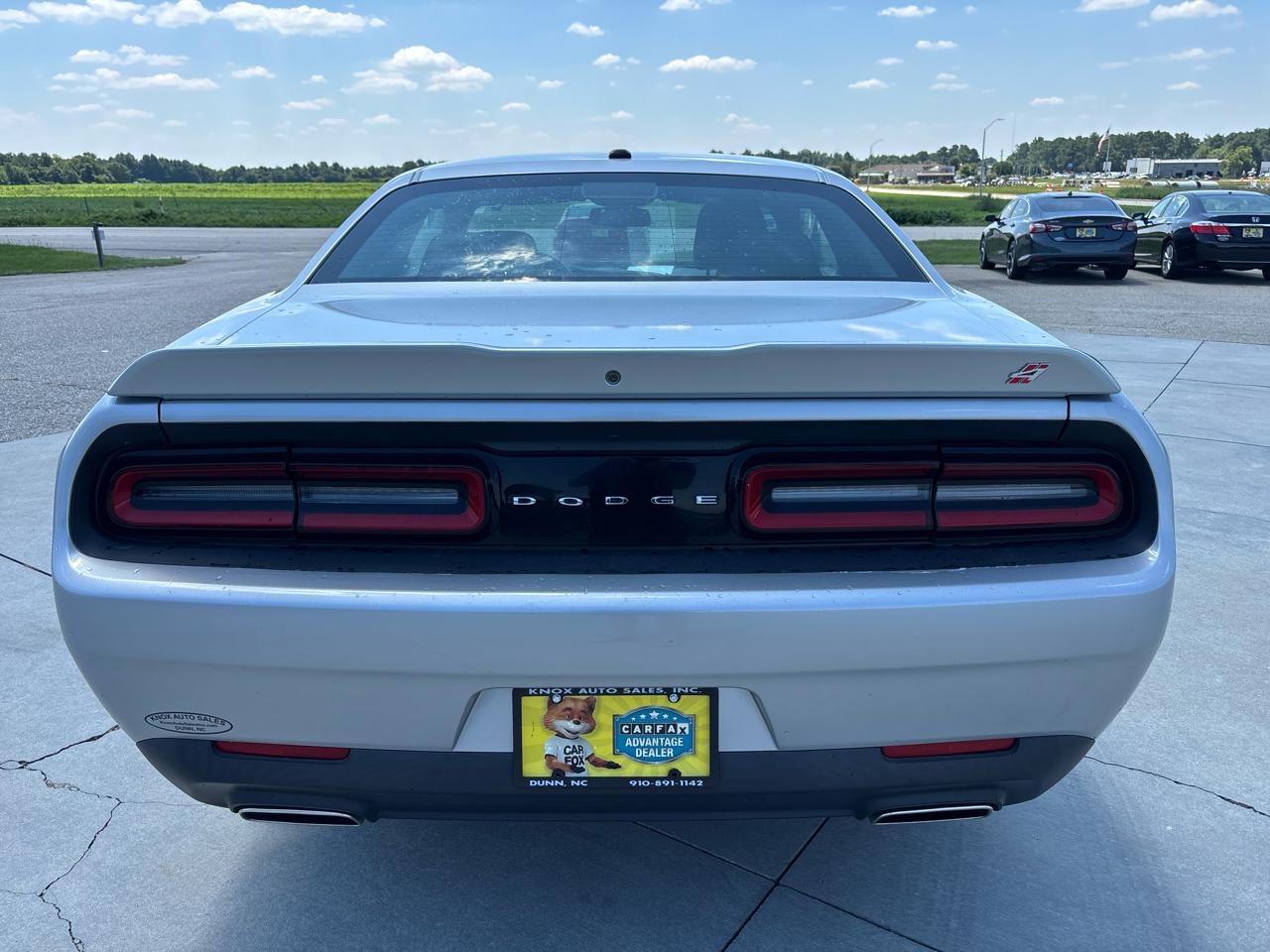 Dodge Challenger SXT AWD 2021