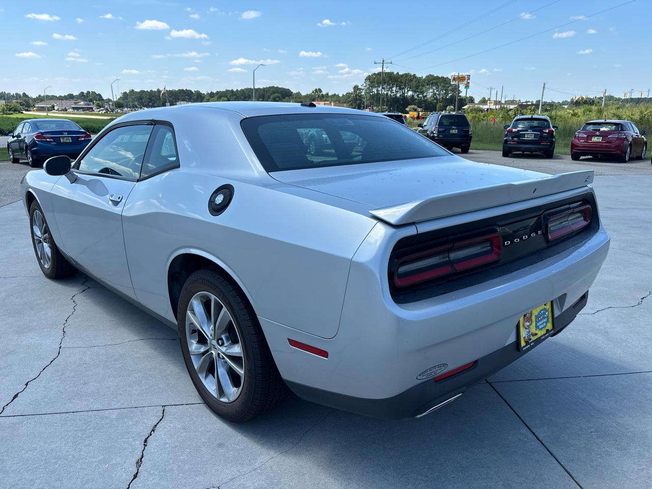 Dodge Challenger SXT AWD 2021