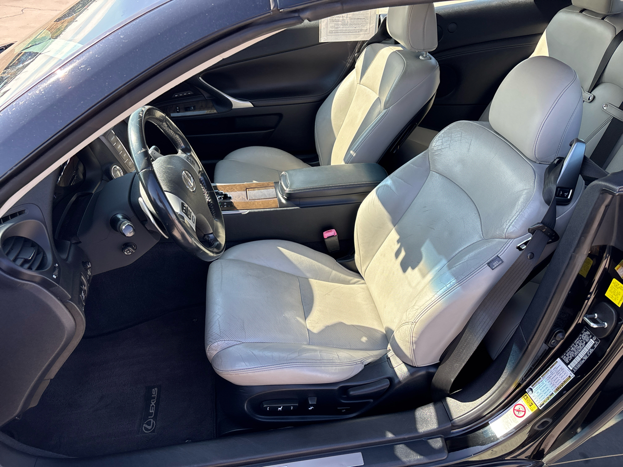 Lexus IS 350C 2dr Conv 2011