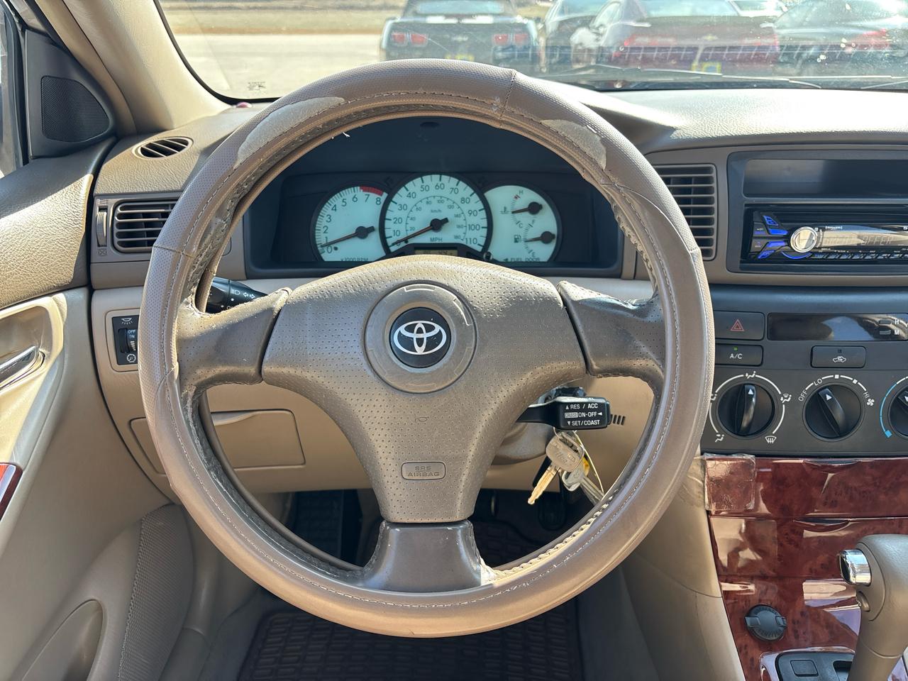 Toyota Corolla 4dr Sdn Auto LE (Natl) 2003