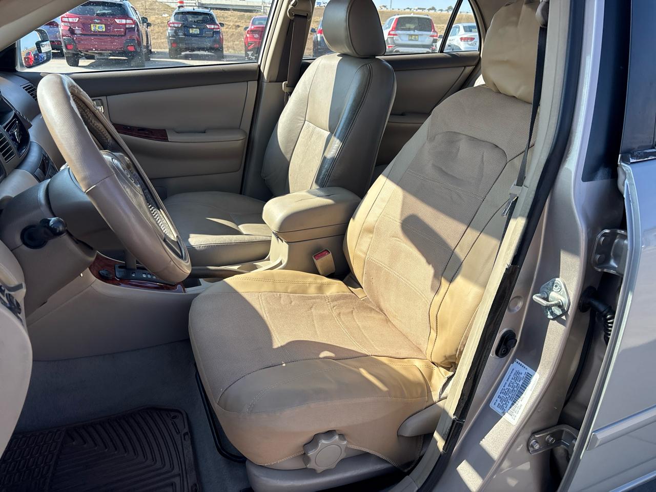 Toyota Corolla 4dr Sdn Auto LE (Natl) 2003