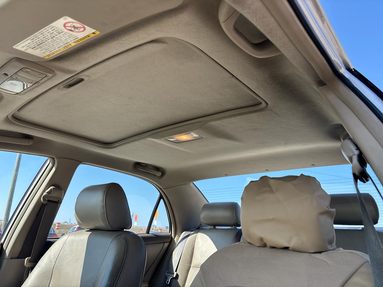 Toyota Corolla 4dr Sdn Auto LE (Natl) 2003