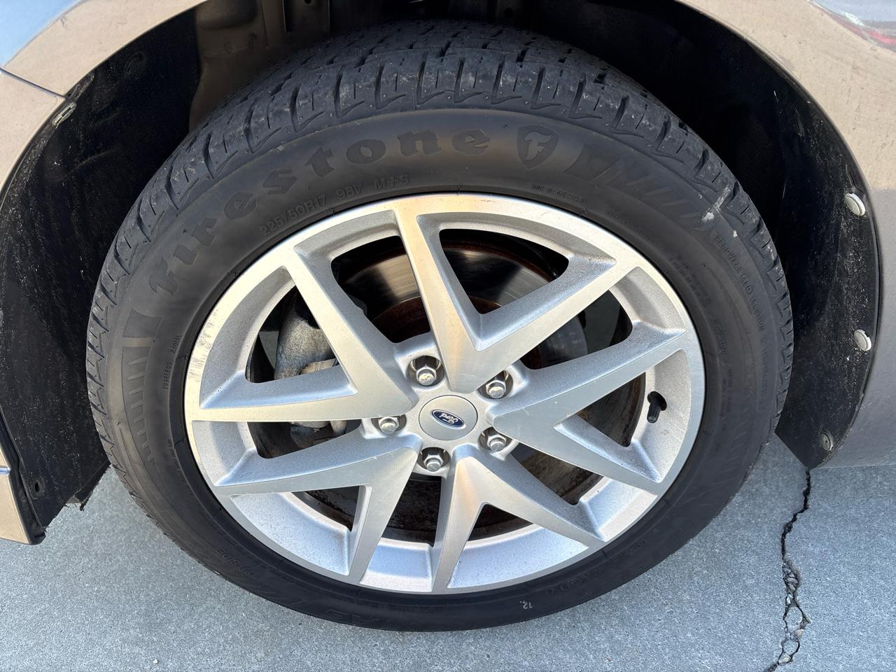 Ford Fusion 4dr Sdn SEL FWD 2011