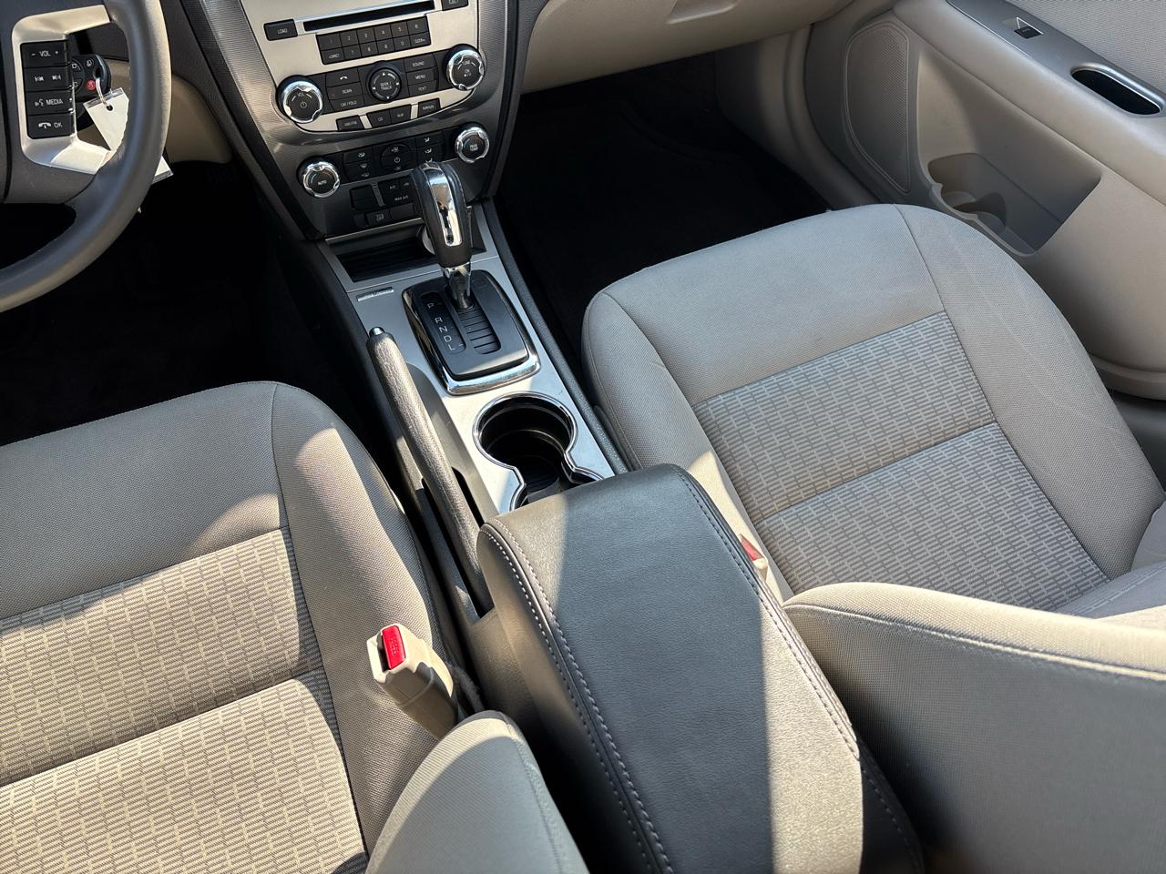 Ford Fusion 4dr Sdn SEL FWD 2011