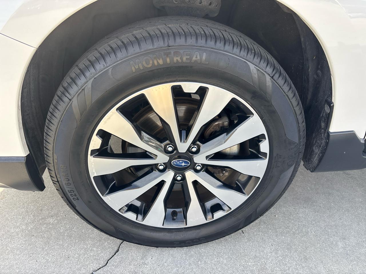 Subaru Outback 4dr Wgn 2.5i Limited 2016