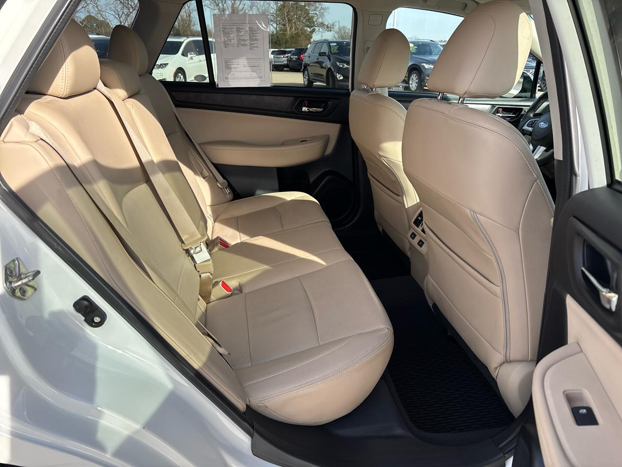 Subaru Outback 4dr Wgn 2.5i Limited 2016