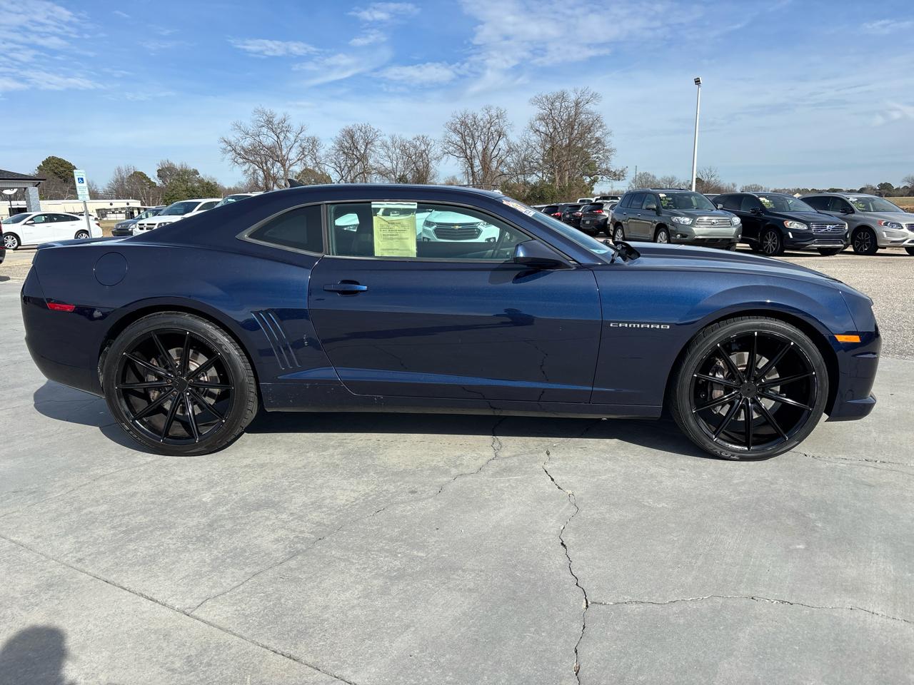 Chevrolet Camaro 2dr Cpe 2SS 2011