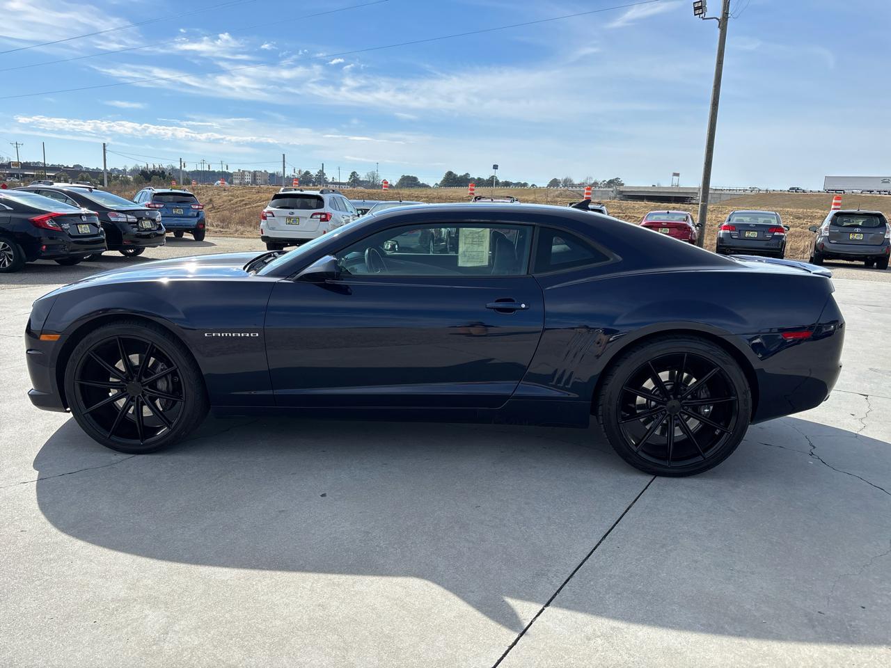 Chevrolet Camaro 2dr Cpe 2SS 2011