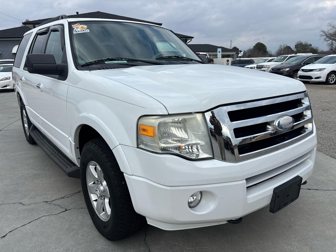 Ford Expedition 4WD 4dr XLT 2010