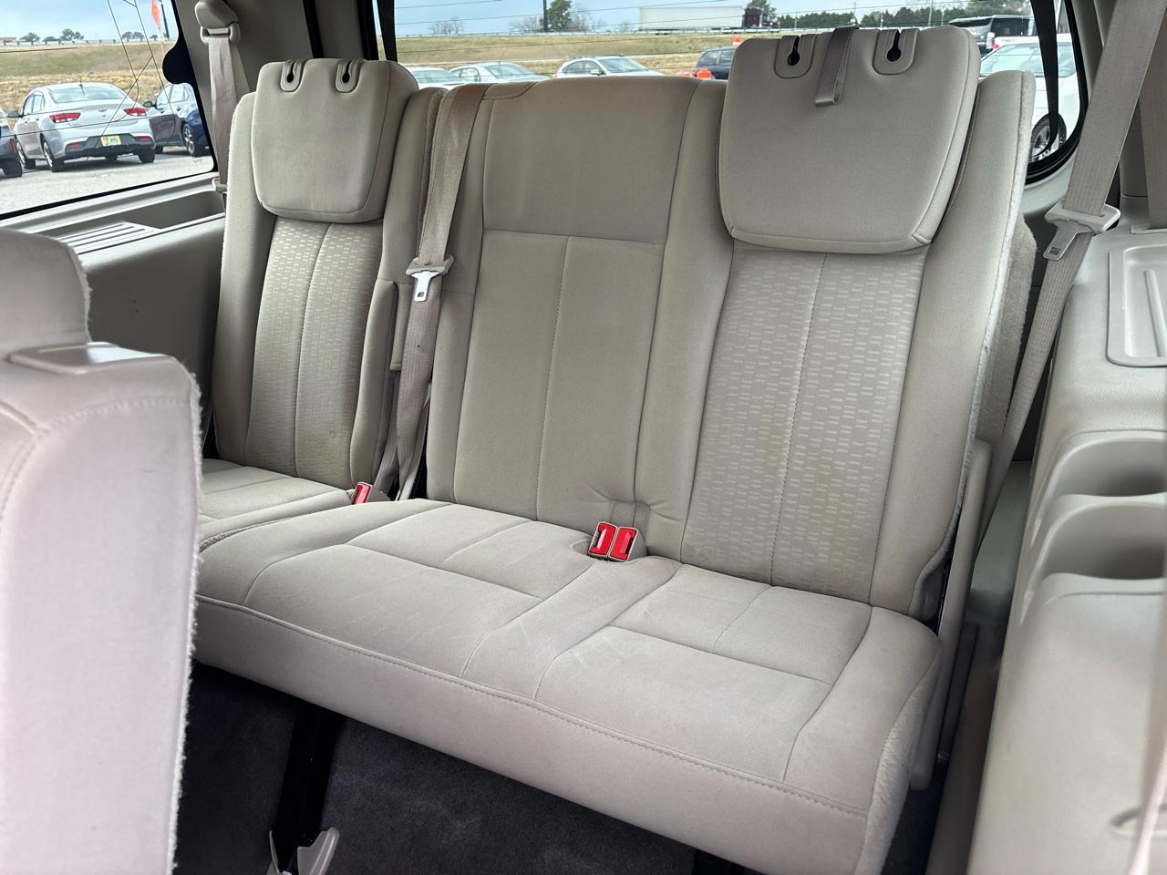 Ford Expedition 4WD 4dr XLT 2010