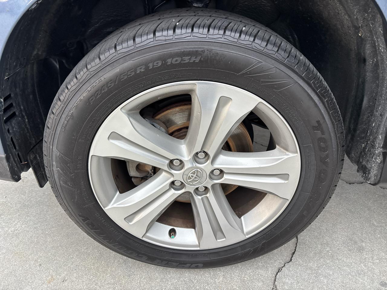 Toyota Highlander FWD 4dr V6 Limited (Natl) 2013