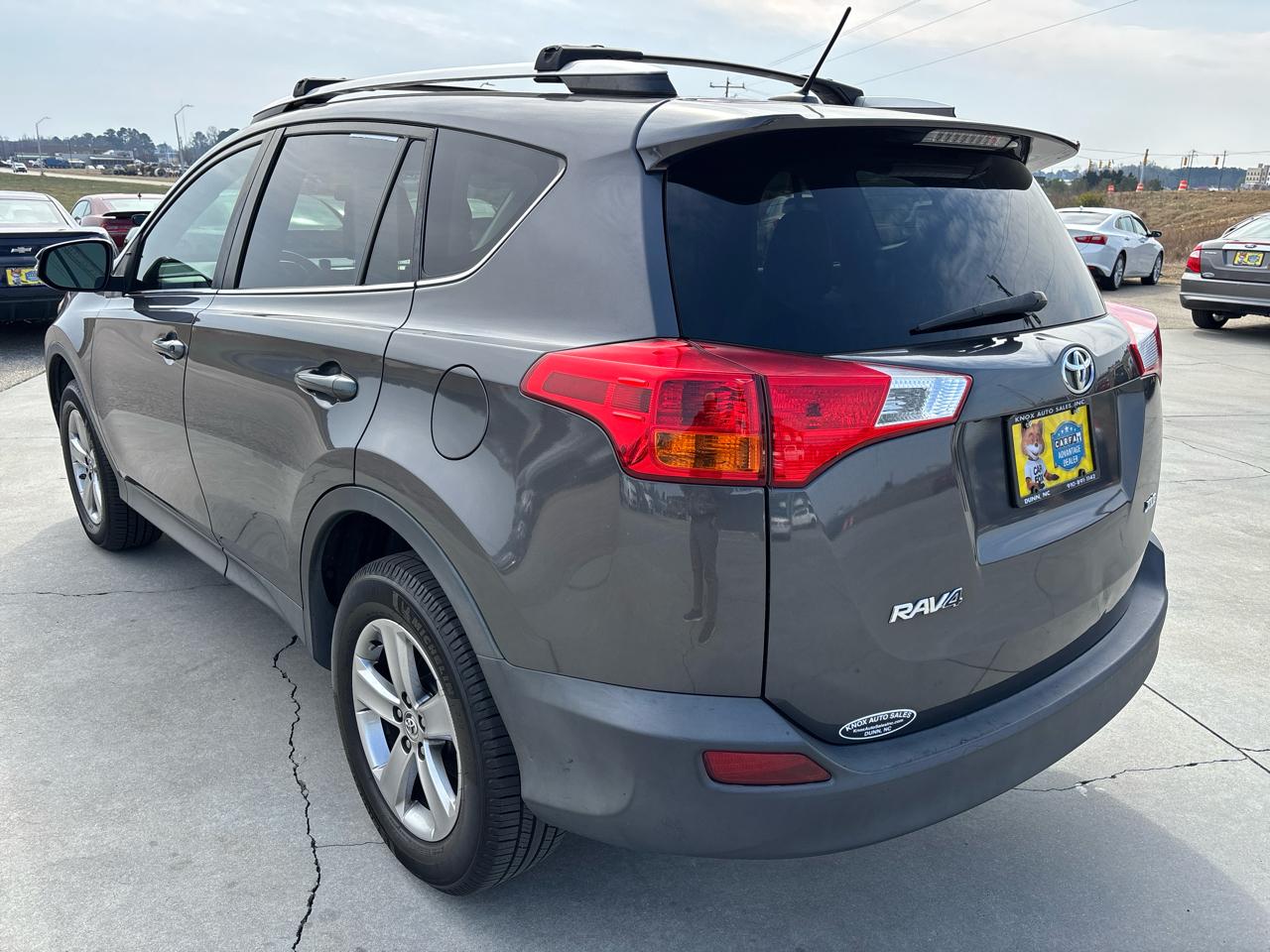Toyota RAV4 FWD 4dr XLE (Natl) 2015