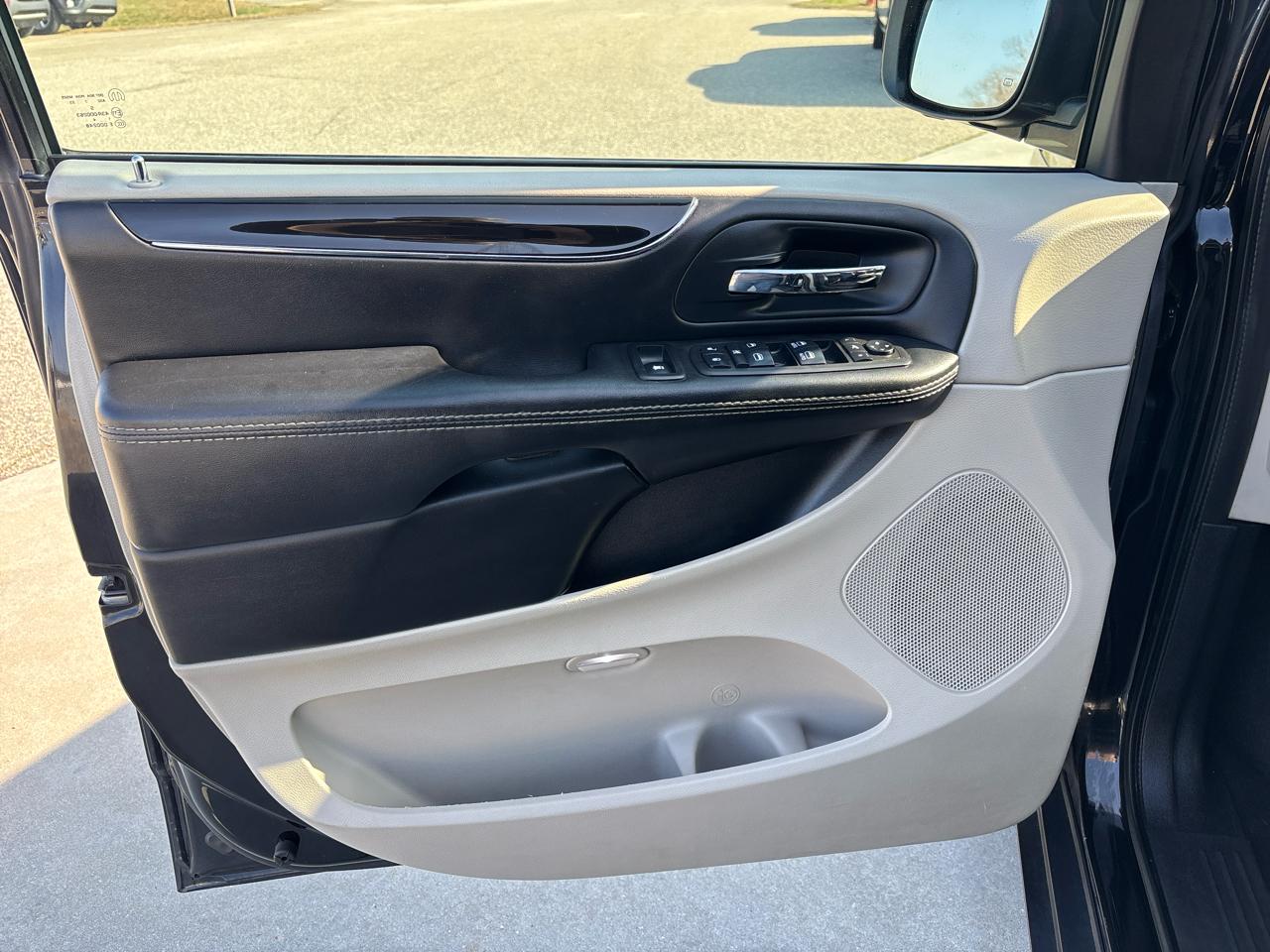 Dodge Grand Caravan SXT Wagon 2017