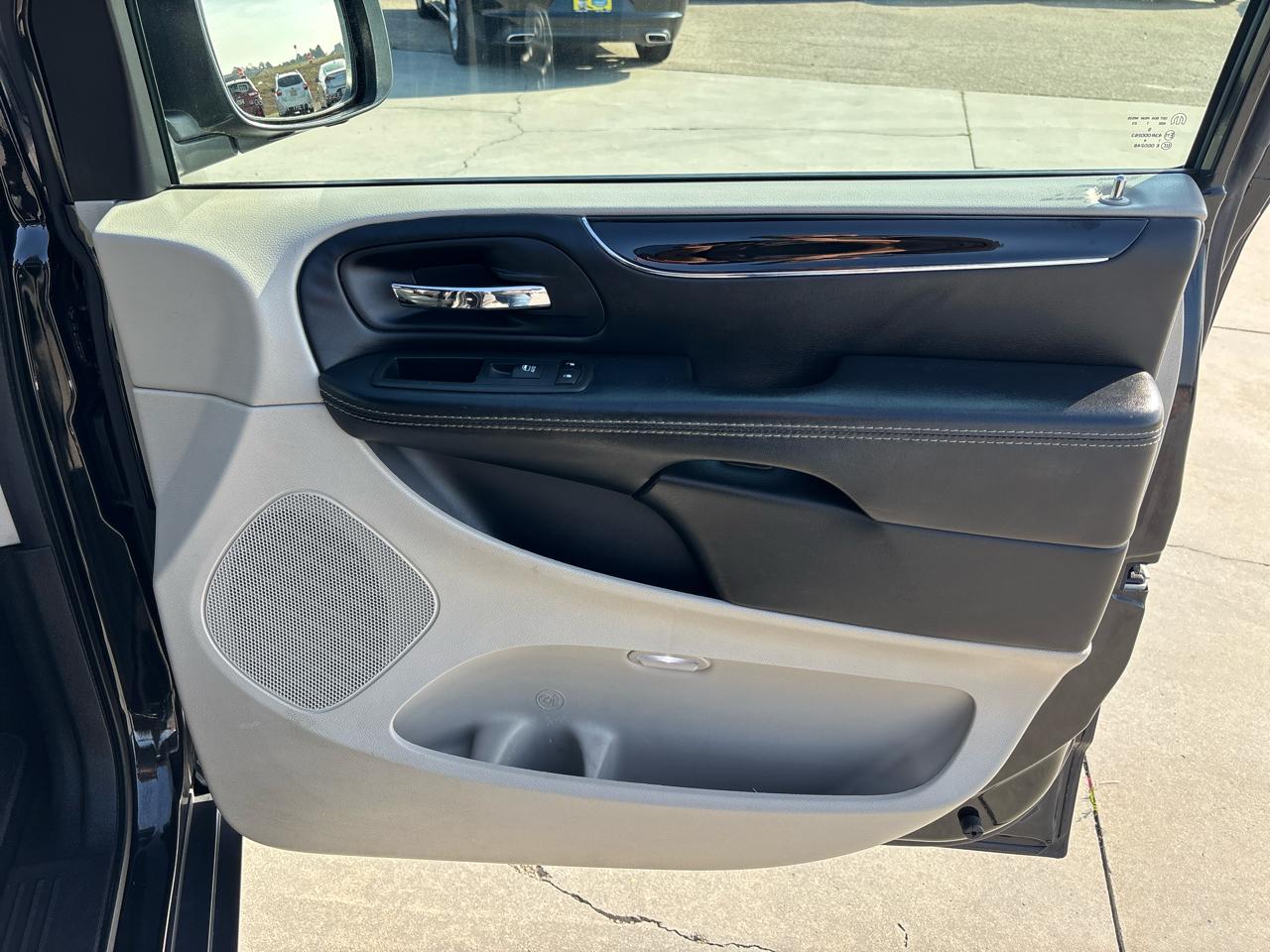 Dodge Grand Caravan SXT Wagon 2017