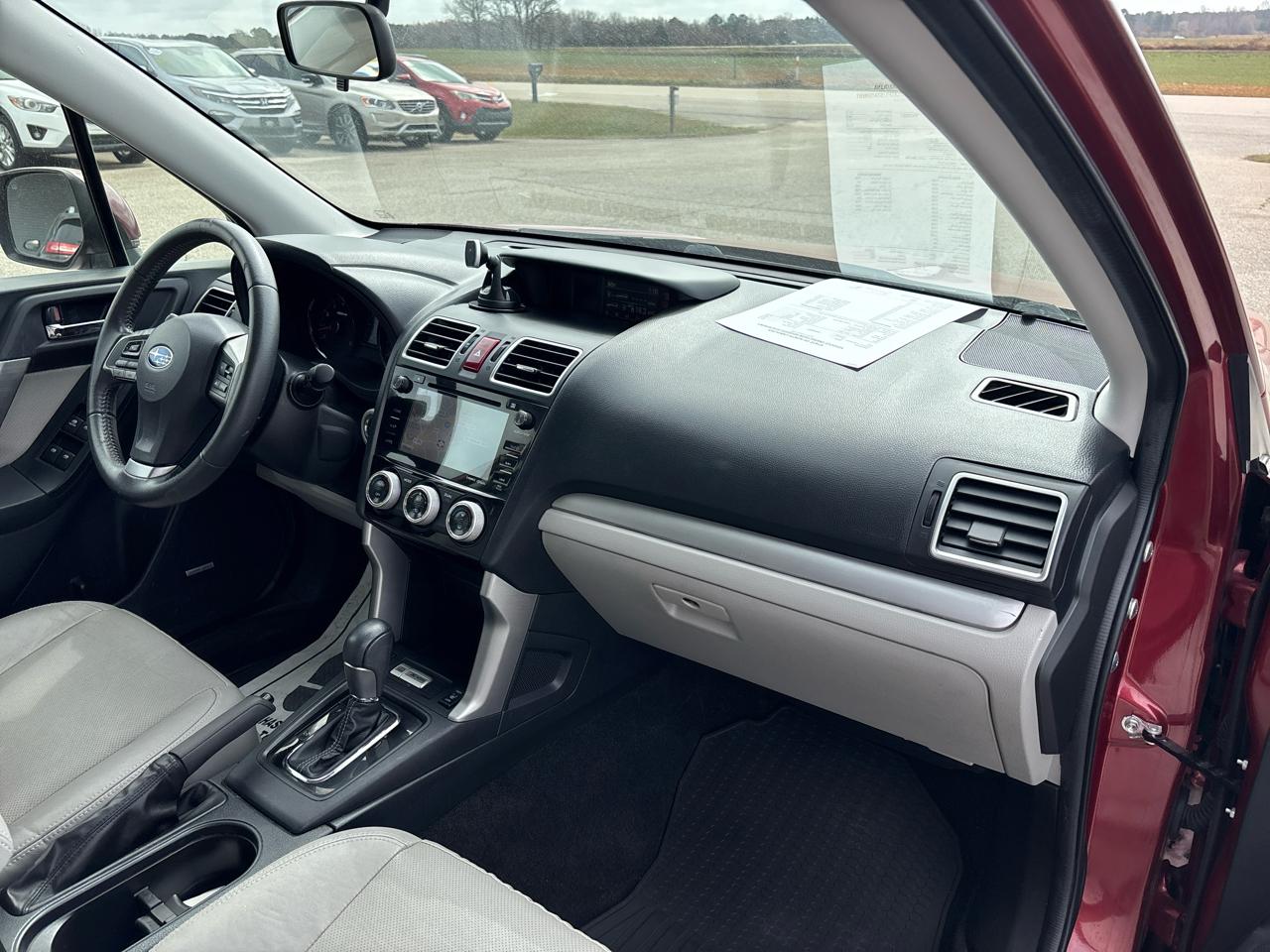 Subaru Forester 4dr CVT 2.5i Touring PZEV 2016