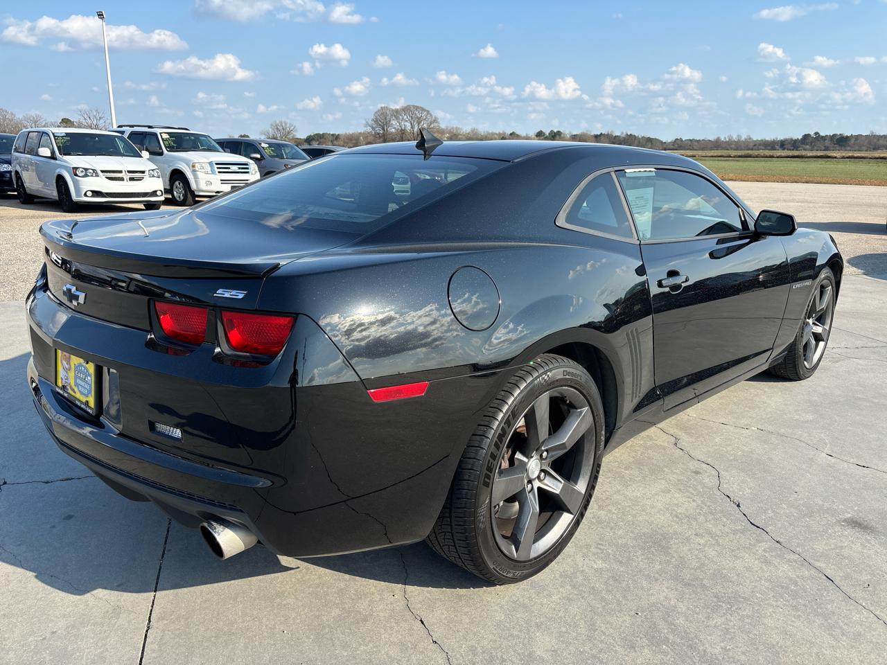 Chevrolet Camaro 2dr Cpe 1SS 2011