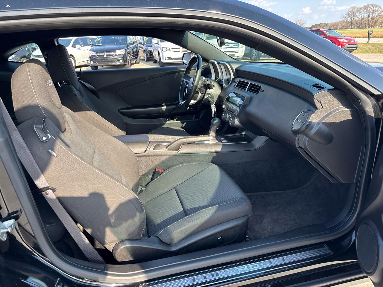 Chevrolet Camaro 2dr Cpe 1SS 2011