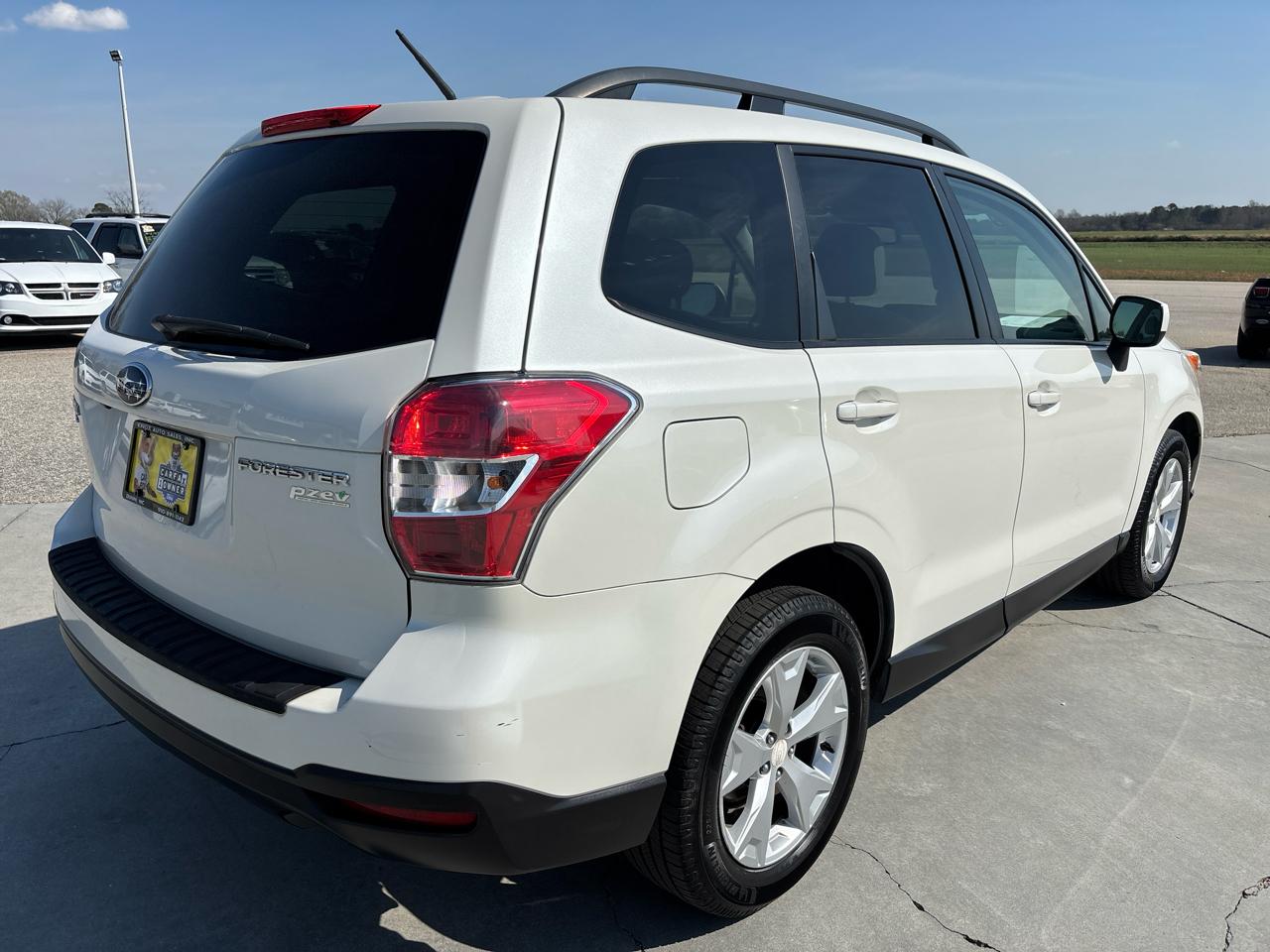 Subaru Forester 4dr CVT 2.5i Premium PZEV 2015
