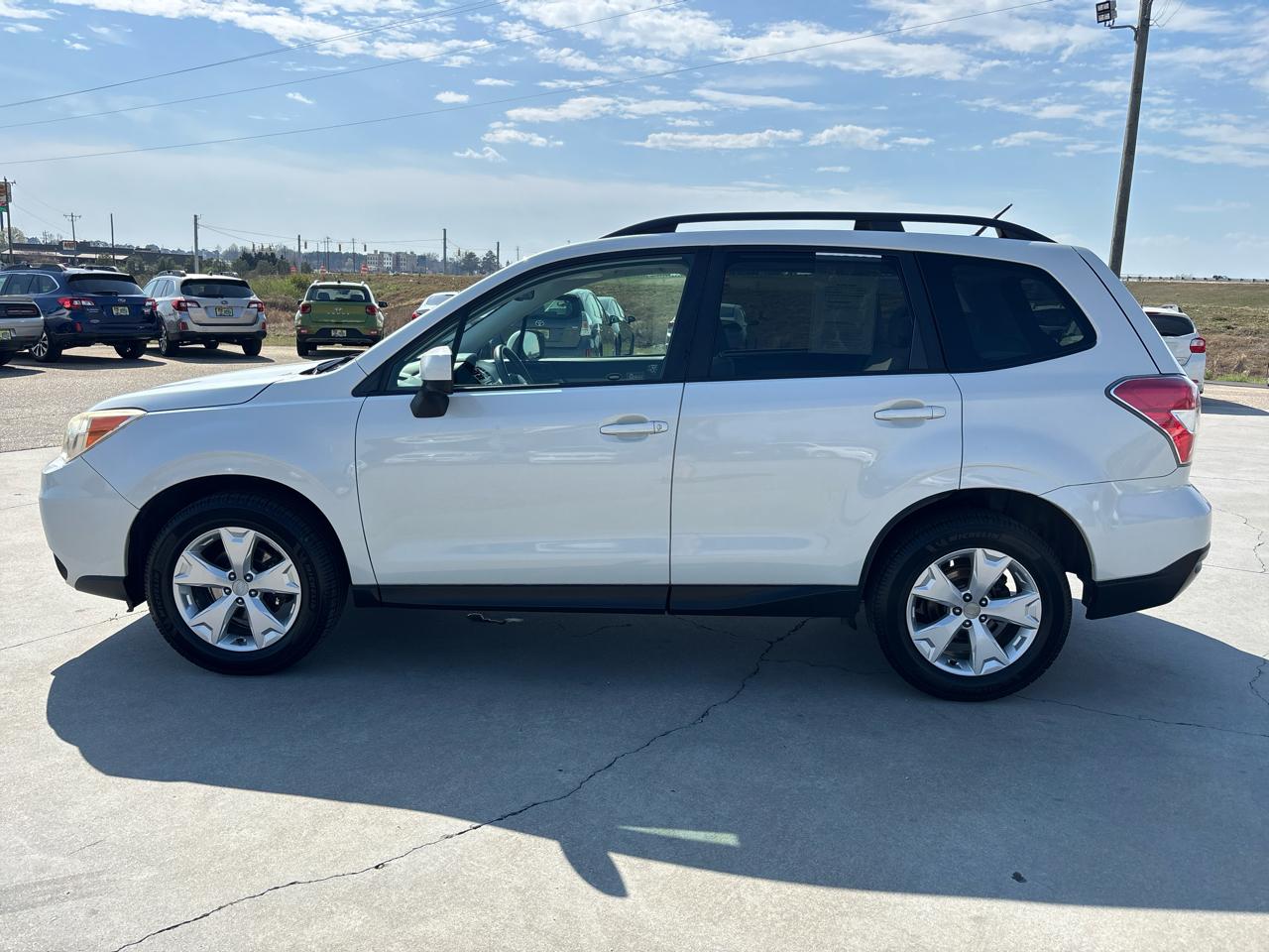 Subaru Forester 4dr CVT 2.5i Premium PZEV 2015