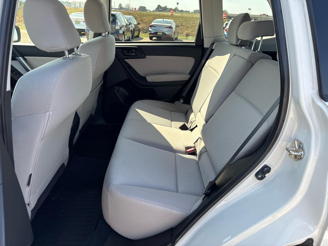 Subaru Forester 4dr CVT 2.5i Premium PZEV 2015