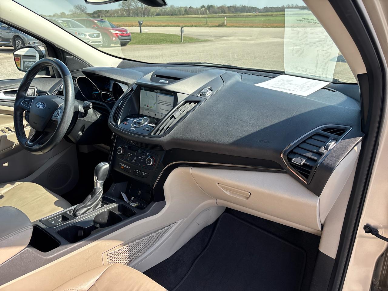 Ford Escape Titanium FWD 2017