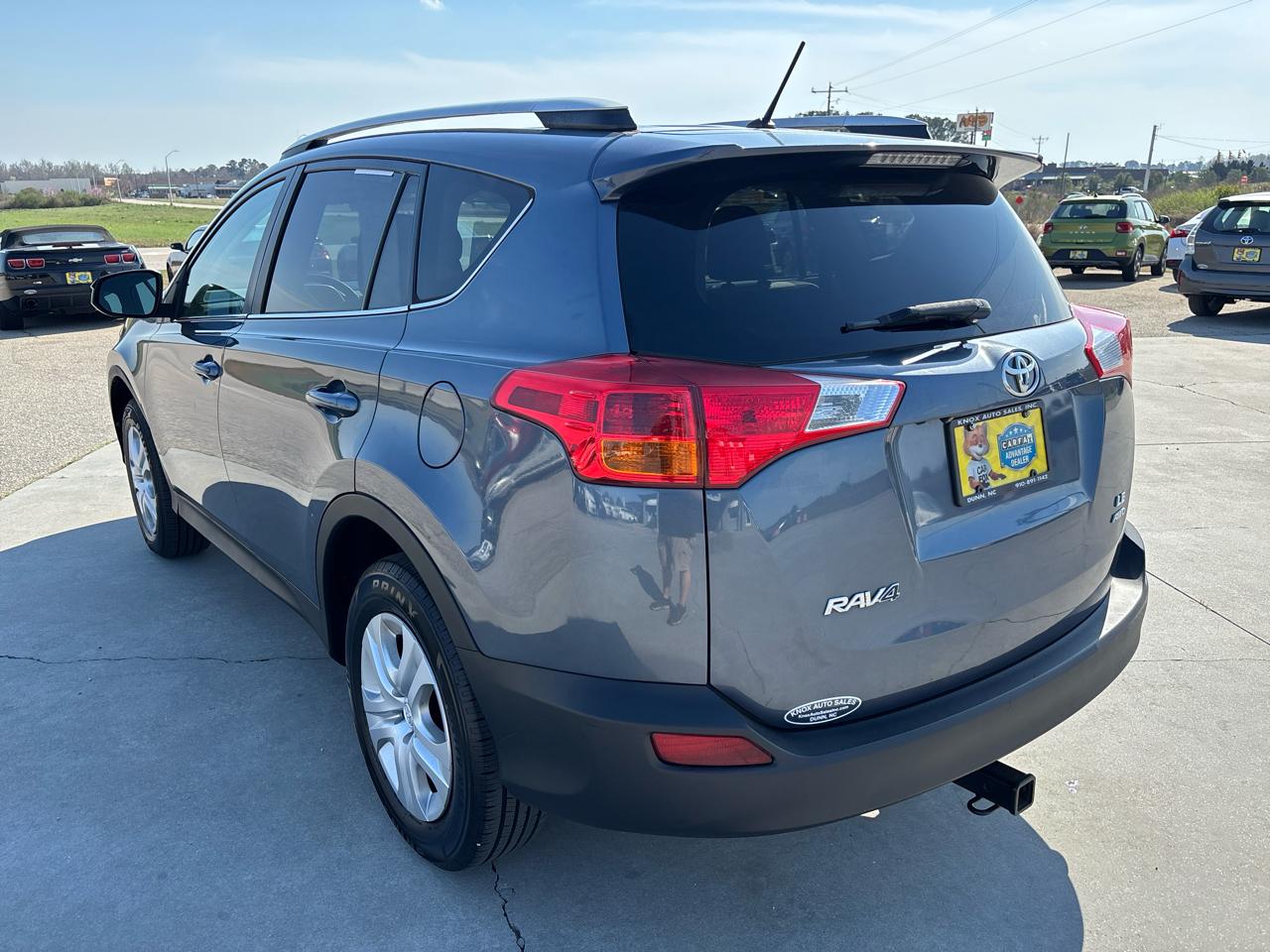 Toyota RAV4 AWD 4dr LE (Natl) 2013