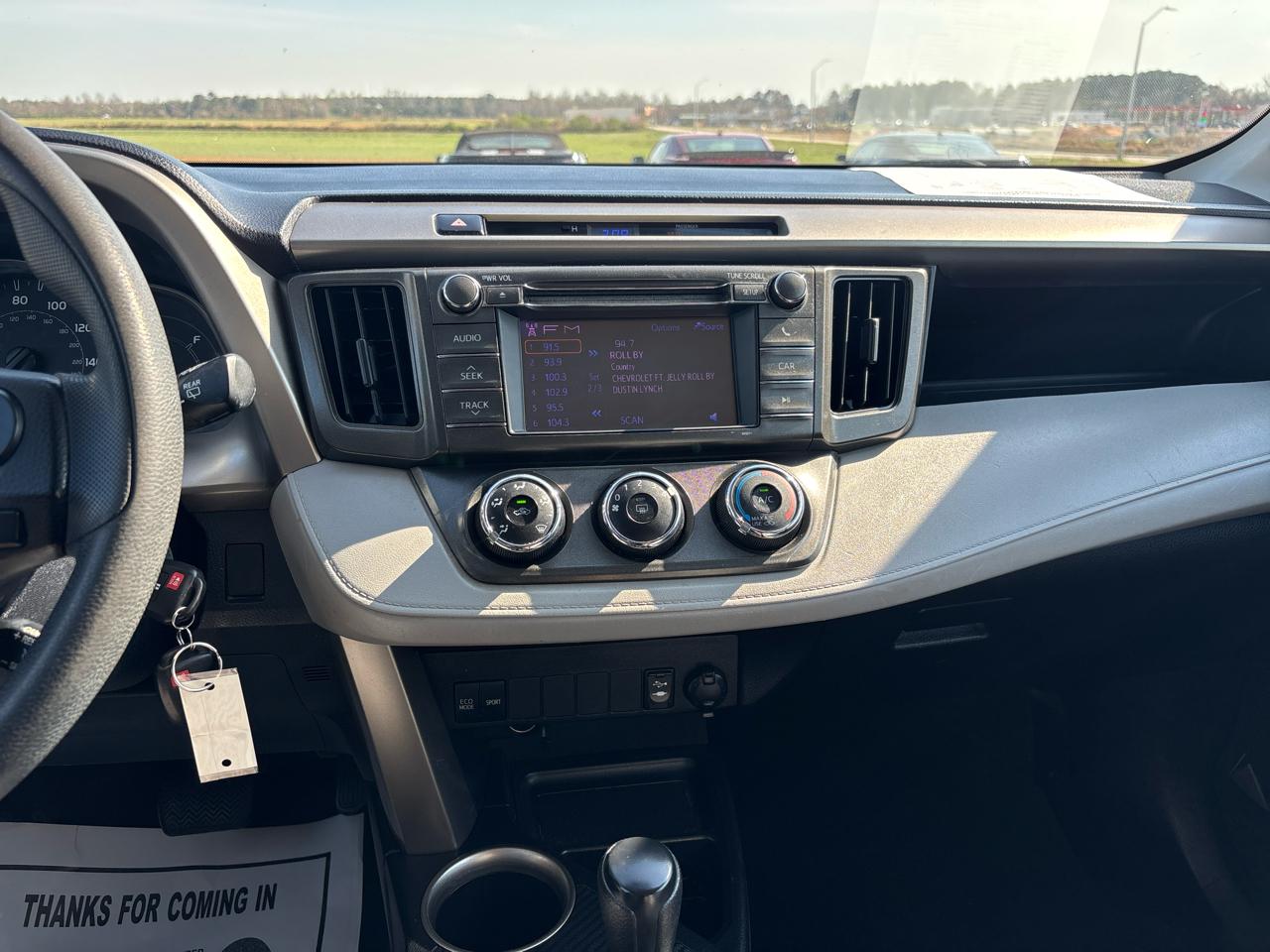 Toyota RAV4 AWD 4dr LE (Natl) 2013