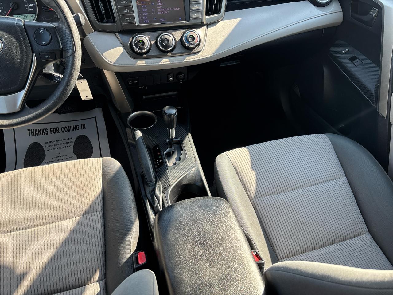 Toyota RAV4 AWD 4dr LE (Natl) 2013