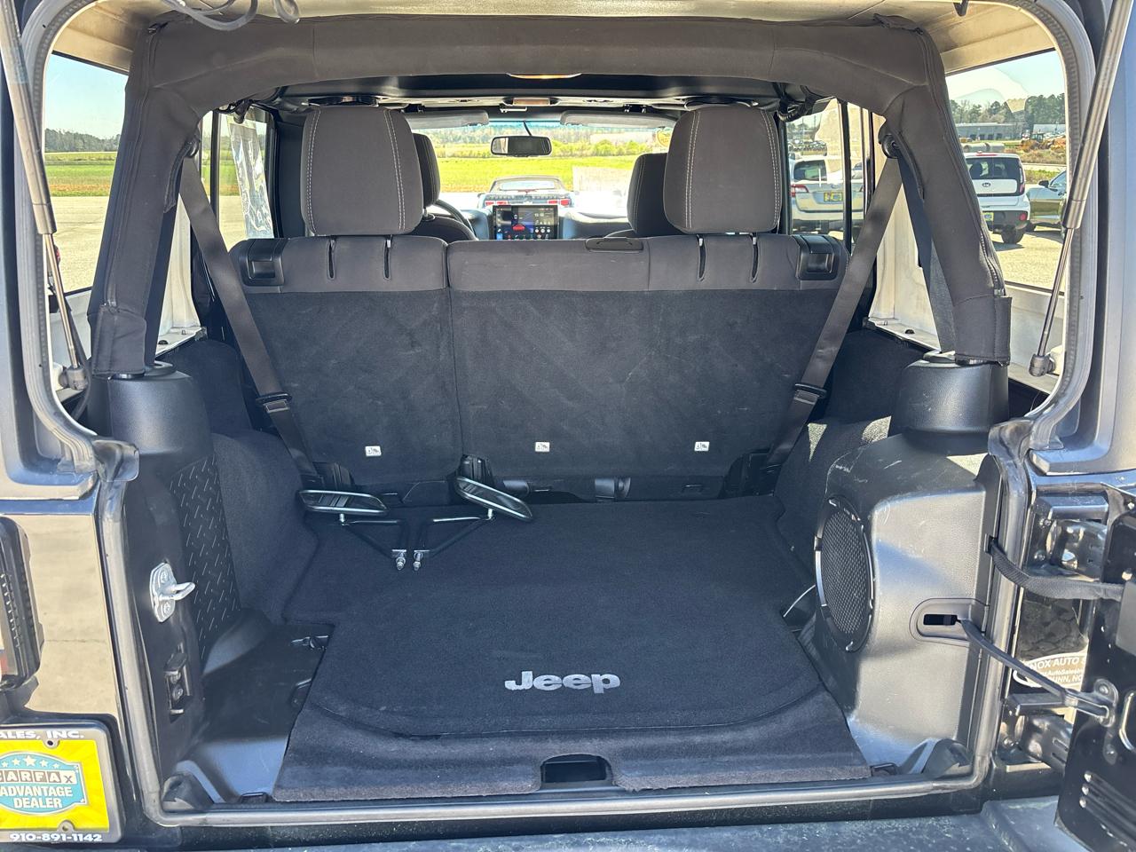 Jeep Wrangler Unlimited 4WD 4dr Rubicon 2014