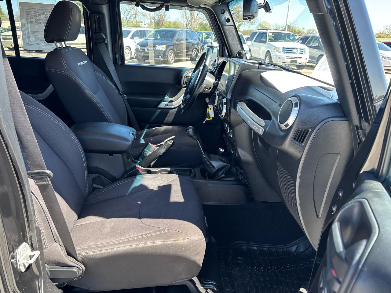 Jeep Wrangler Unlimited 4WD 4dr Rubicon 2014