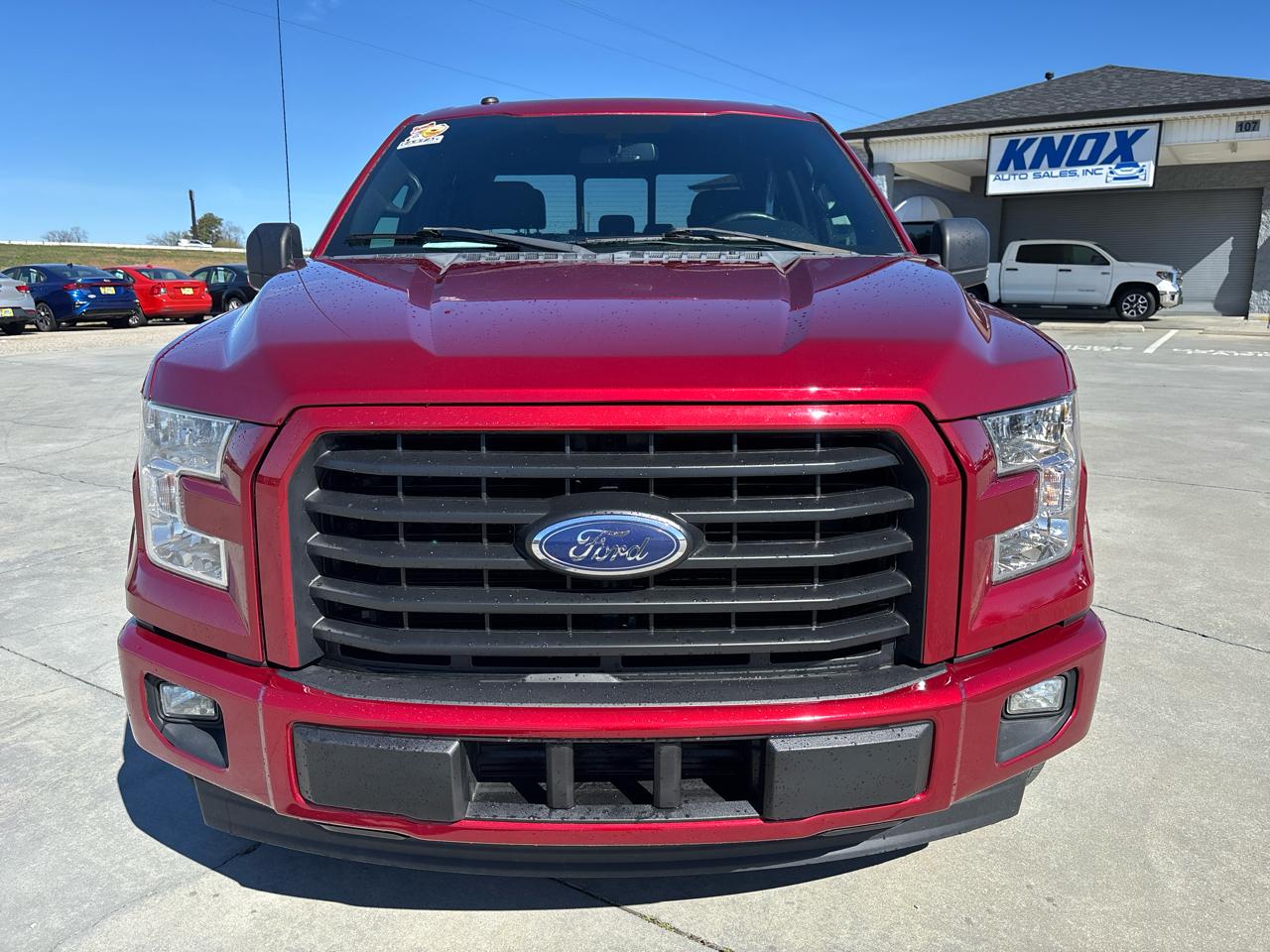 Ford F-150 2WD SuperCrew 145" XLT 2017