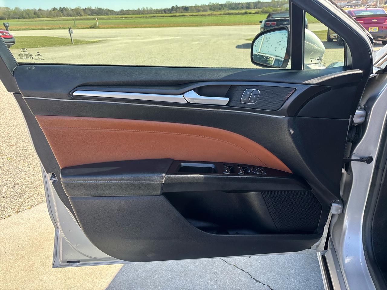 Ford Fusion Titanium AWD 2019