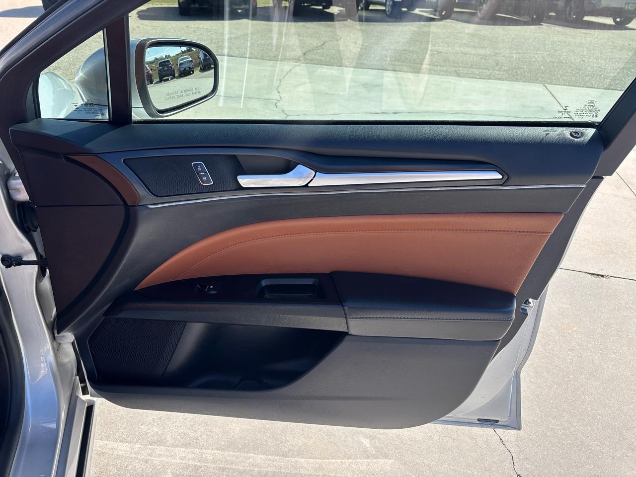 Ford Fusion Titanium AWD 2019