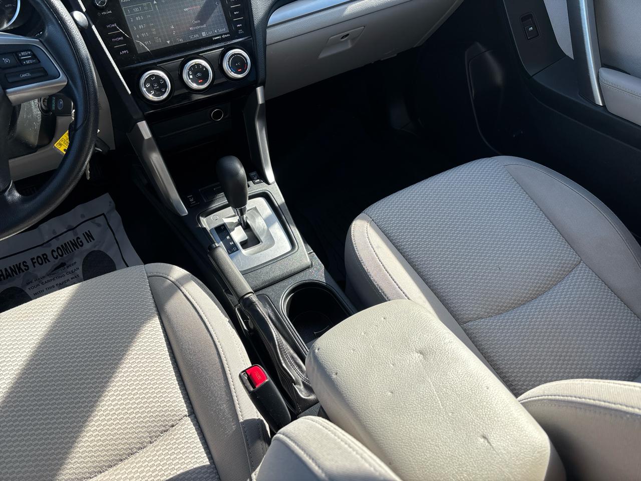 Subaru Forester 4dr CVT 2.5i Premium PZEV 2016