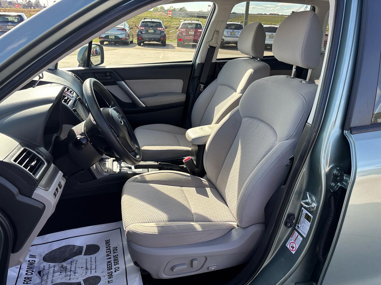 Subaru Forester 4dr CVT 2.5i Premium PZEV 2016