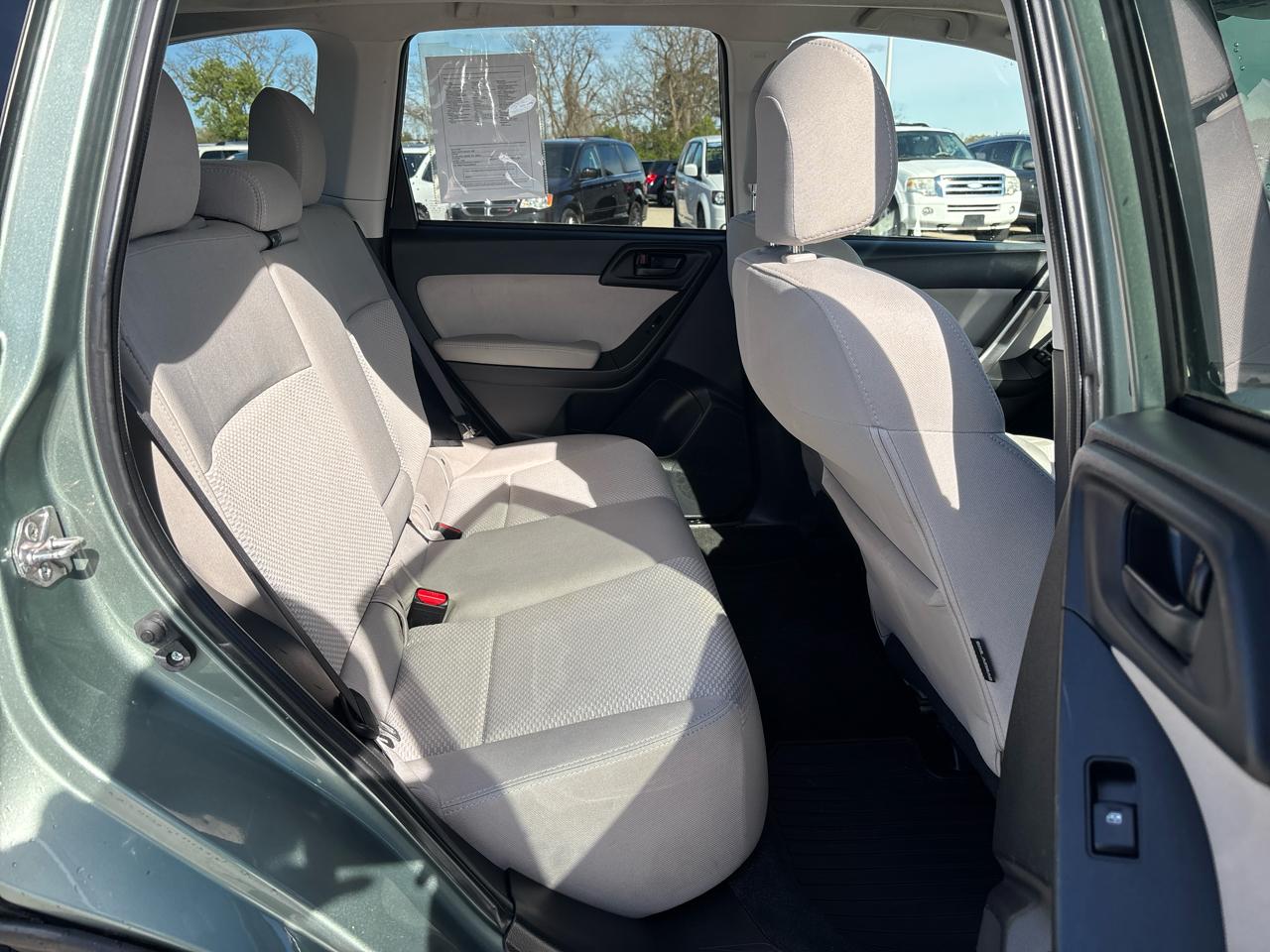 Subaru Forester 4dr CVT 2.5i Premium PZEV 2016