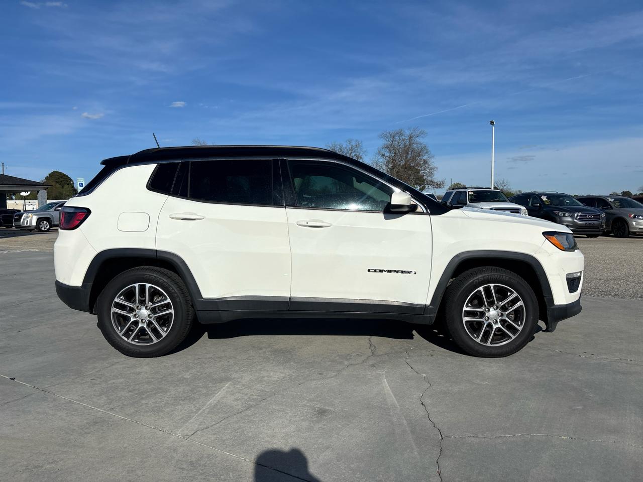 Jeep Compass Latitude FWD 2019