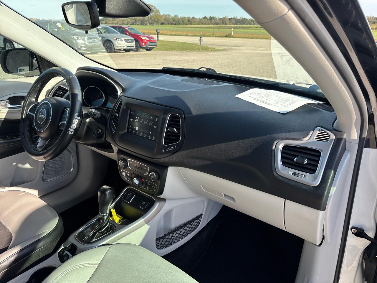 Jeep Compass Latitude FWD 2019