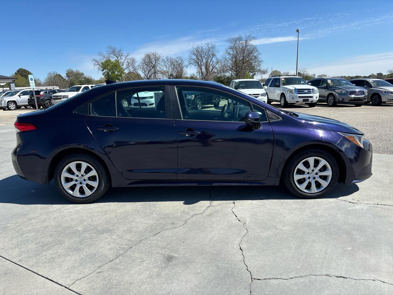 Toyota Corolla LE CVT (Natl) 2021