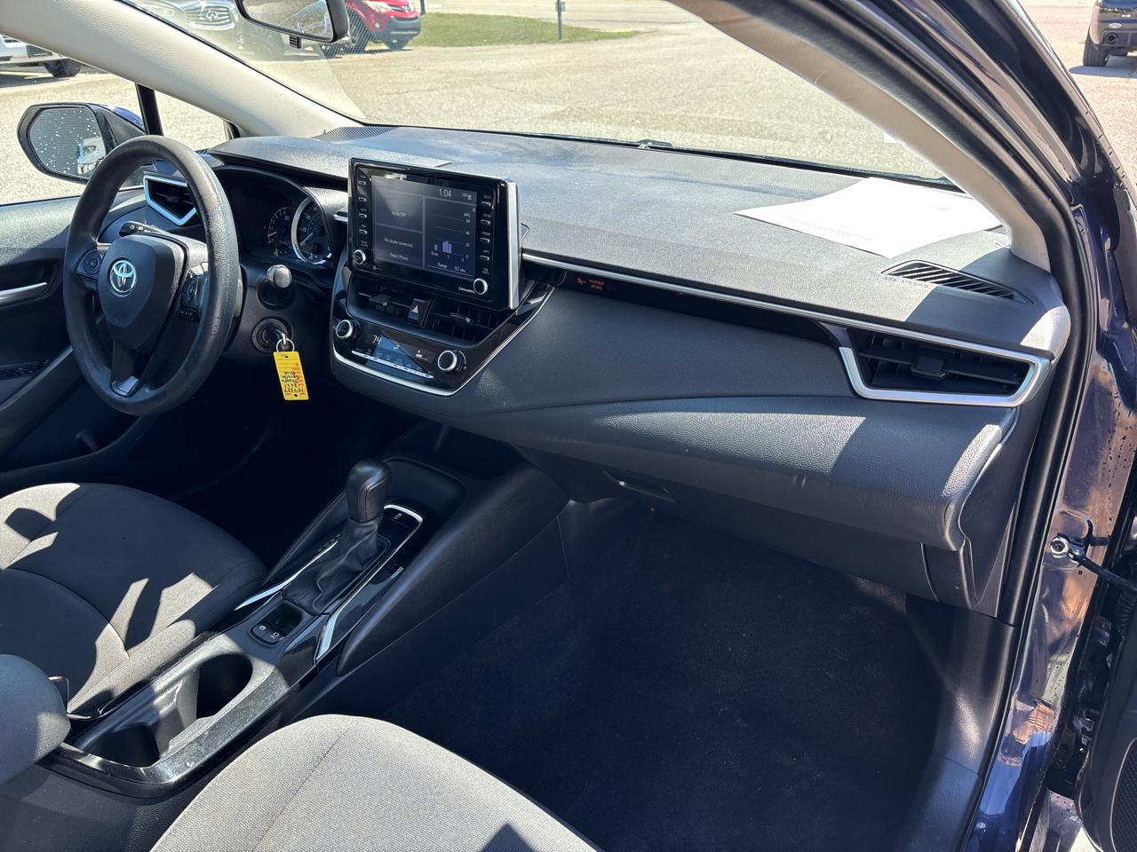 Toyota Corolla LE CVT (Natl) 2021