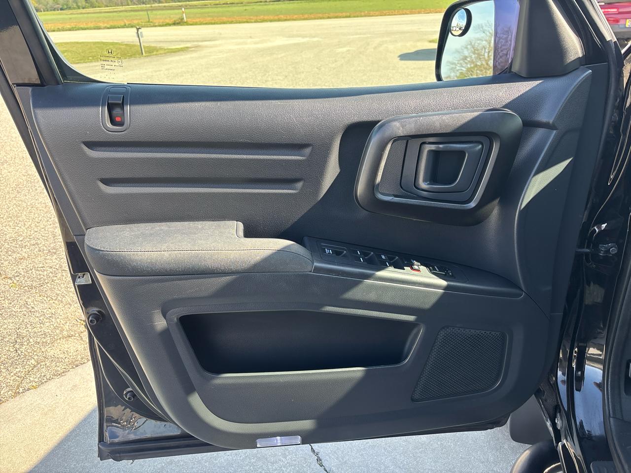 Honda Ridgeline 4WD Crew Cab Sport 2013