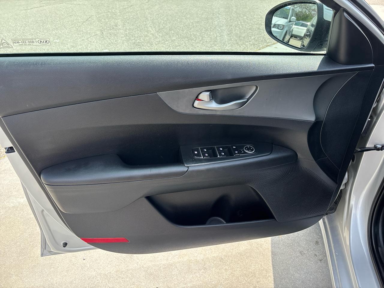 Kia Forte LXS IVT 2020