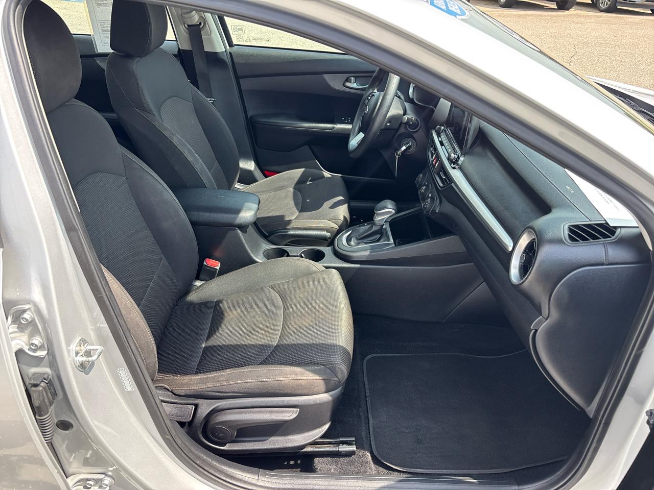 Kia Forte LXS IVT 2020