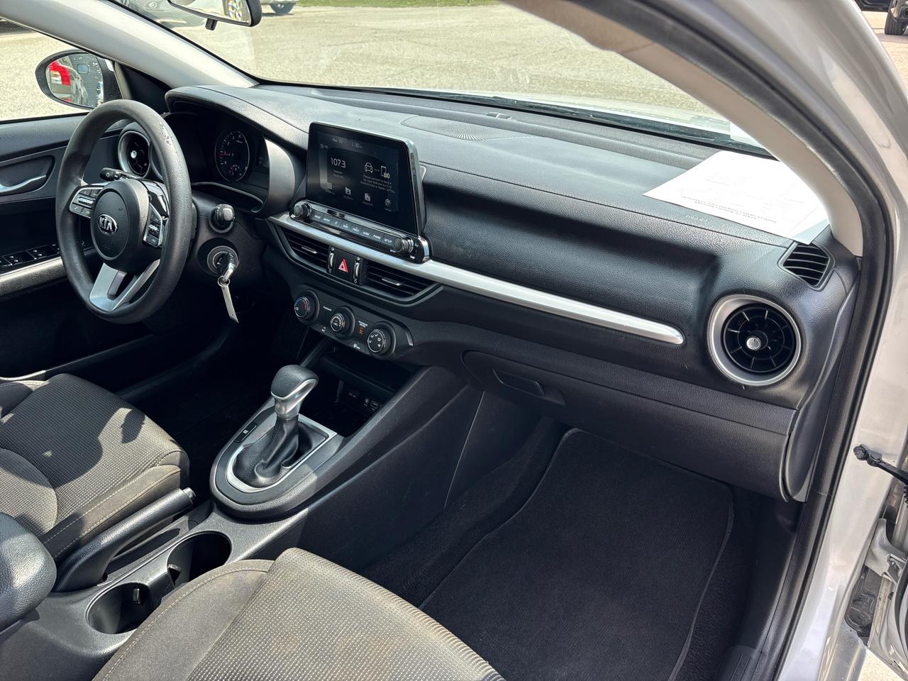 Kia Forte LXS IVT 2020