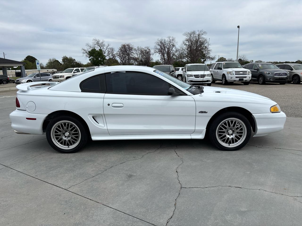 Ford Mustang 2dr Cpe GT 1997